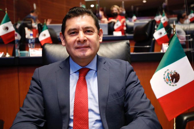 El senador Alejandro Armenta está en contra de la desaparición del INE
