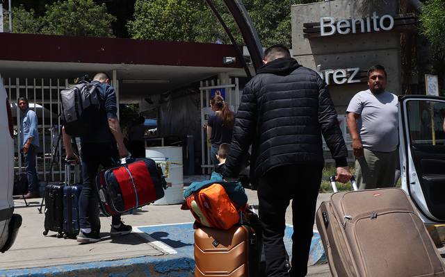 Trasladarán a Ciudad de México a ucranianos que lleguen a Tijuana