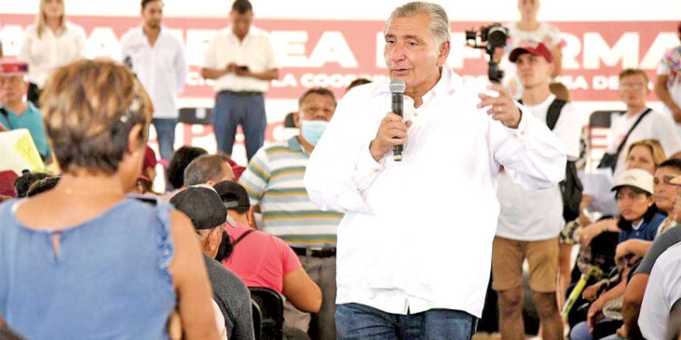 Adán Augusto visita el sur de Quintana Roo; destaca desarrollo por Tren Maya