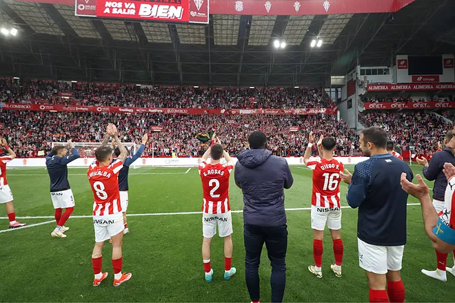 Sporting de Gijón, “hermano” de Santos y Atlas, se queda sin ascenso a LaLiga