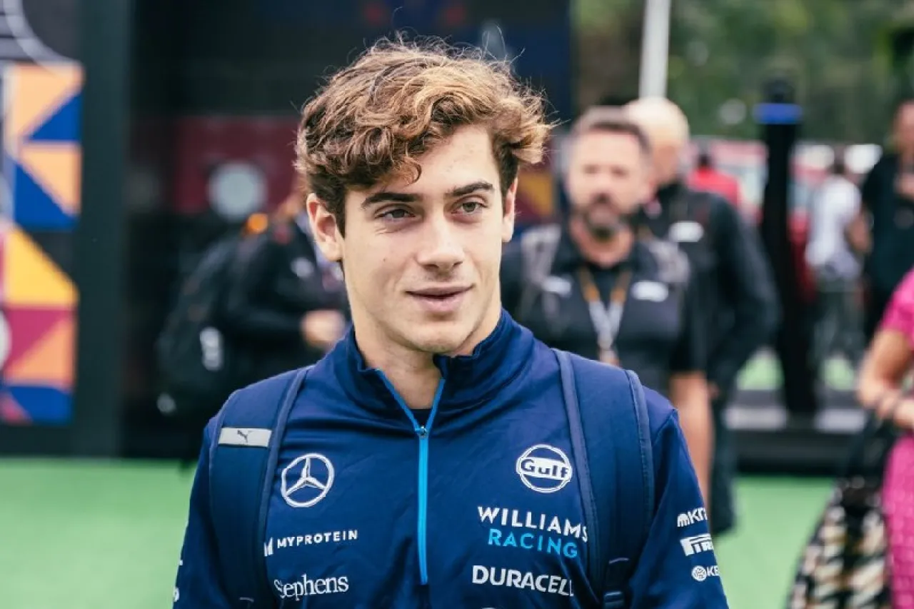 Encuentra Franco Colapinto asiento en la Fórmula 1 como piloto de pruebas
