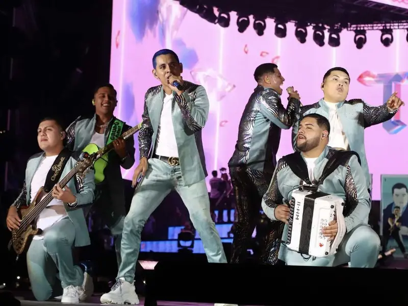 Mhoni Vidente lanza alarmante predicción para Grupo Firme tras una impactante visión